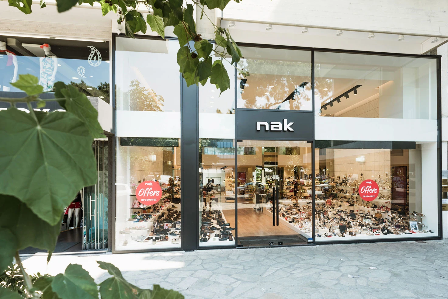 NAK (GLYFADA) — ειδικές κατασκευές από τη Spanopoulos Furniture