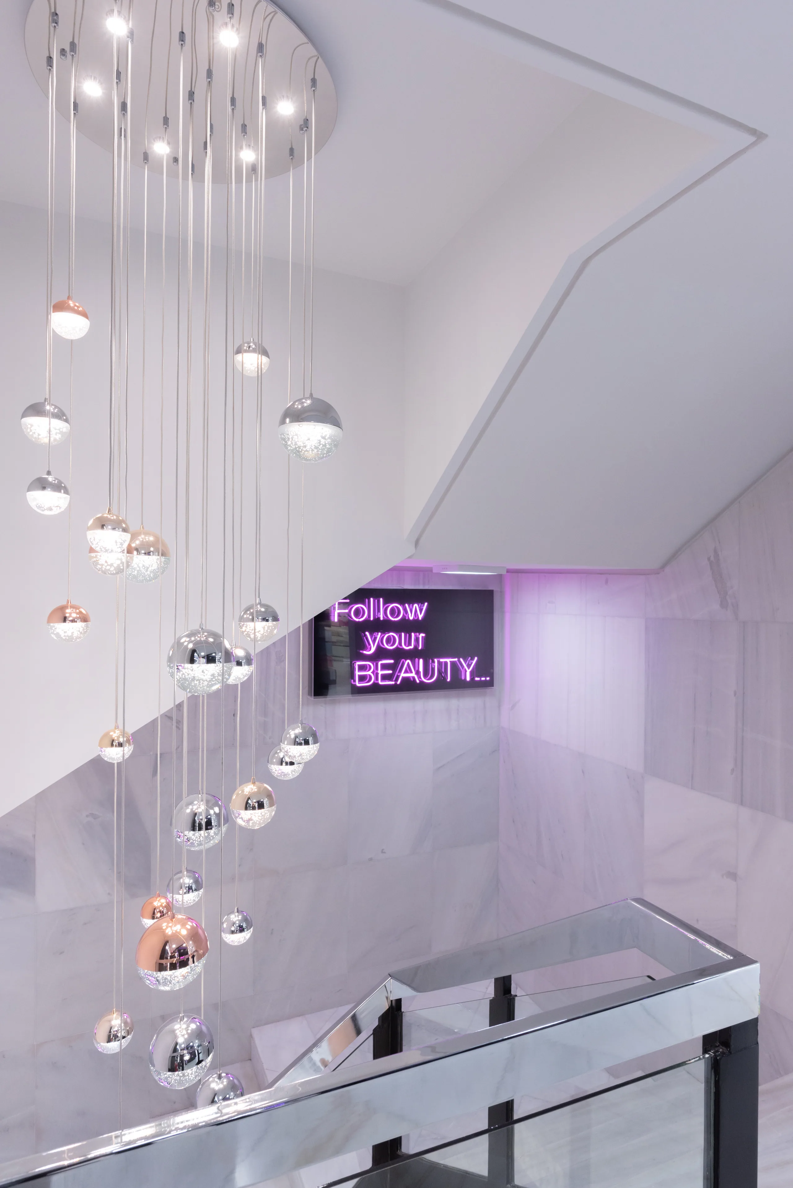 GALERIE DE BEAUTE (OMONOIA) detail 29