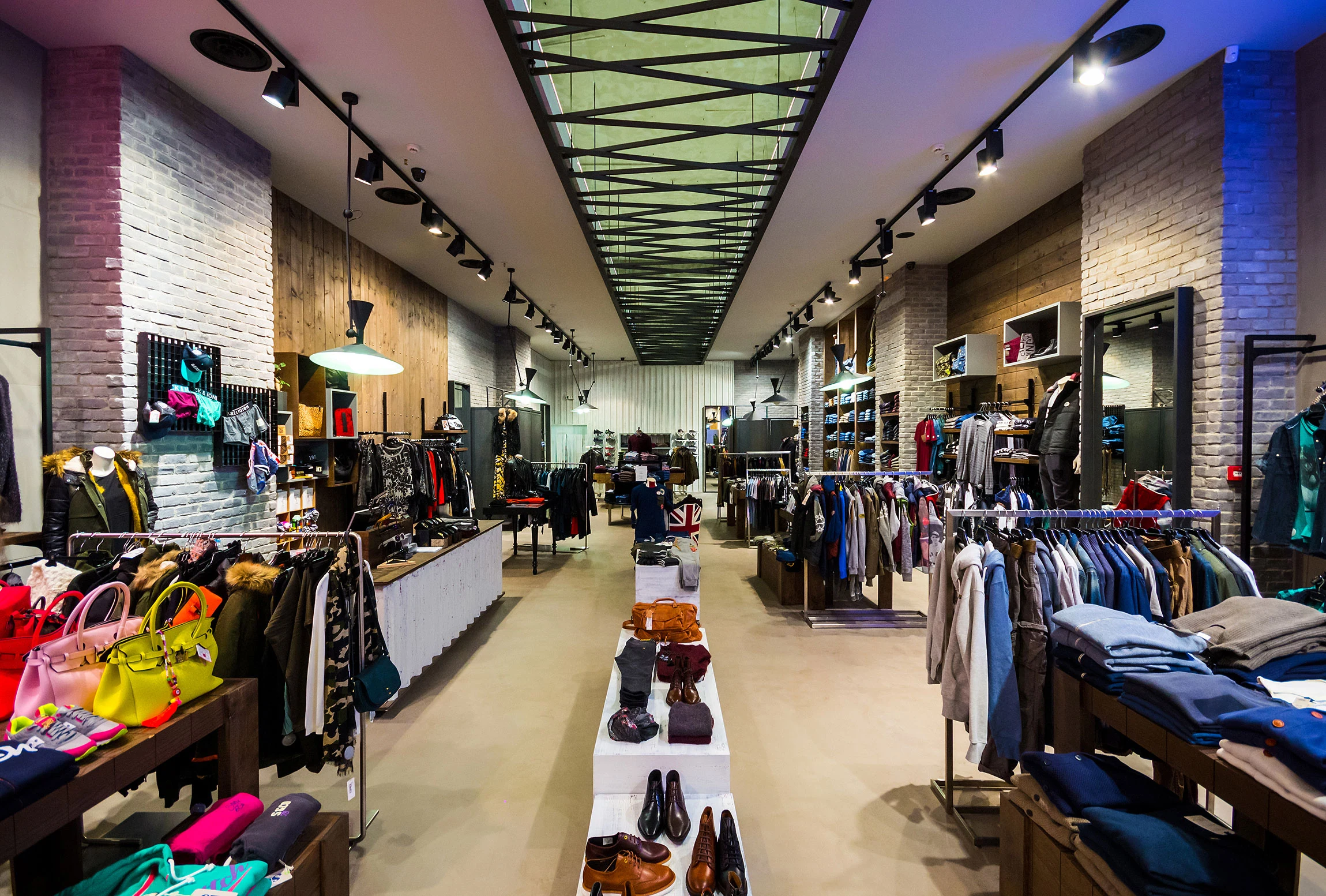 SAGIAKOS (THE MALL ATHENS) custom furniture project by Spanopoulos Furniture